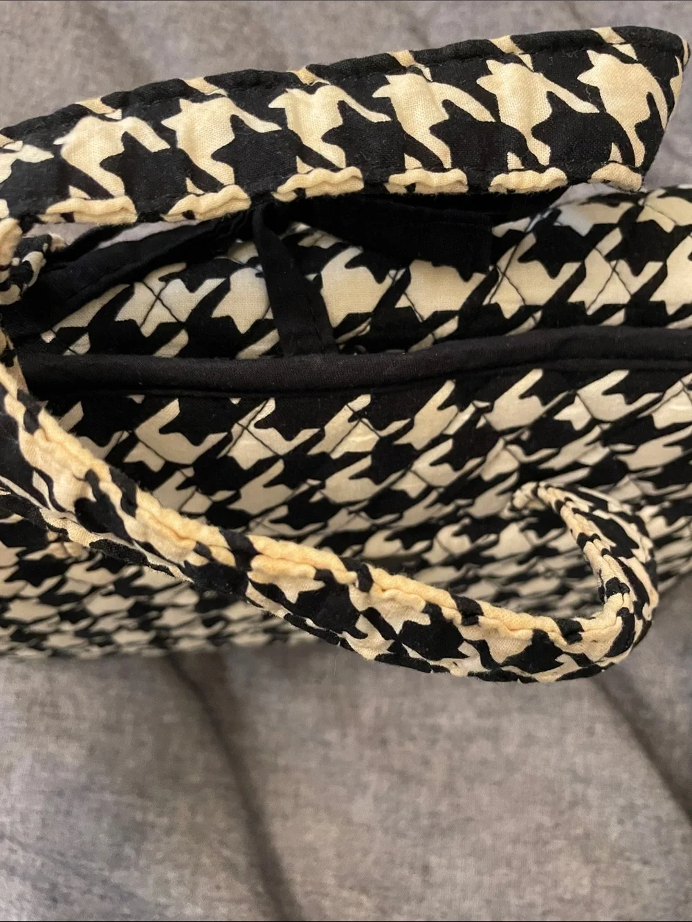 VERA BRADLEY Hanging Organizer Travel Toiletry Bag Black + White | GUC